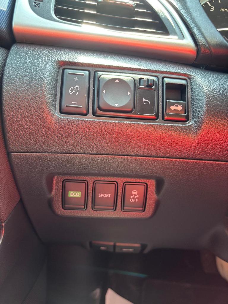 2018 Nissan Sentra - $10,900