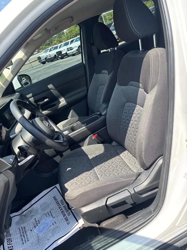 2025 Nissan Kicks - $20,900