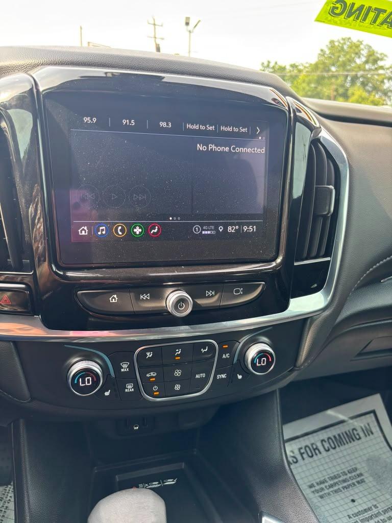 2023 Chevrolet Traverse - $25,900