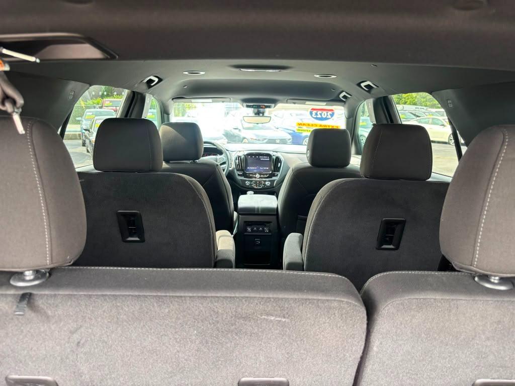 2023 Chevrolet Traverse - $25,900