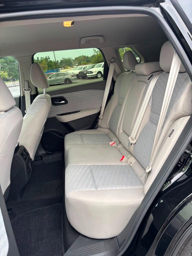 2023 Nissan Rogue - $22,900