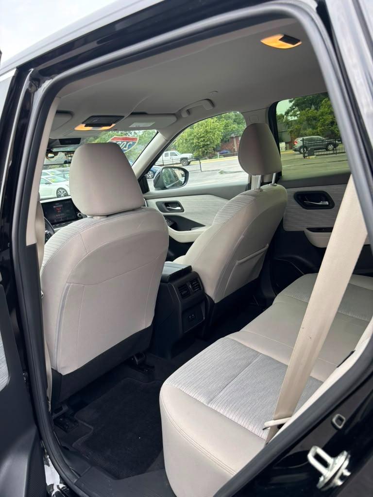 2023 Nissan Rogue - $22,900