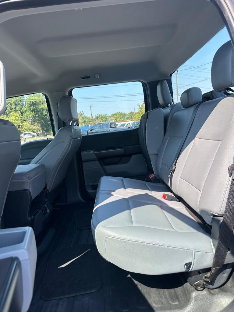 2022 Ford F-150 - $29,900
