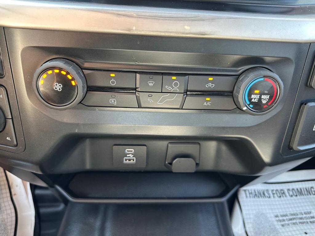 2022 Ford F-150 - $29,900