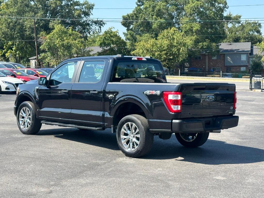 2022 Ford F-150 - $29,900