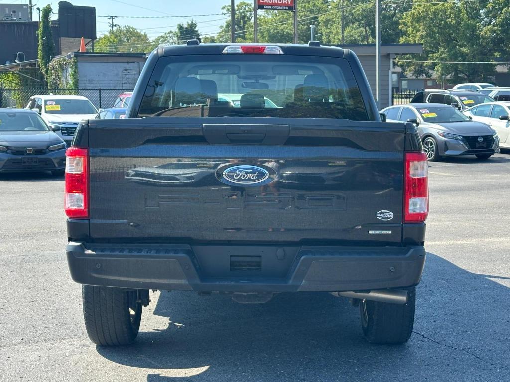 2022 Ford F-150 - $29,900