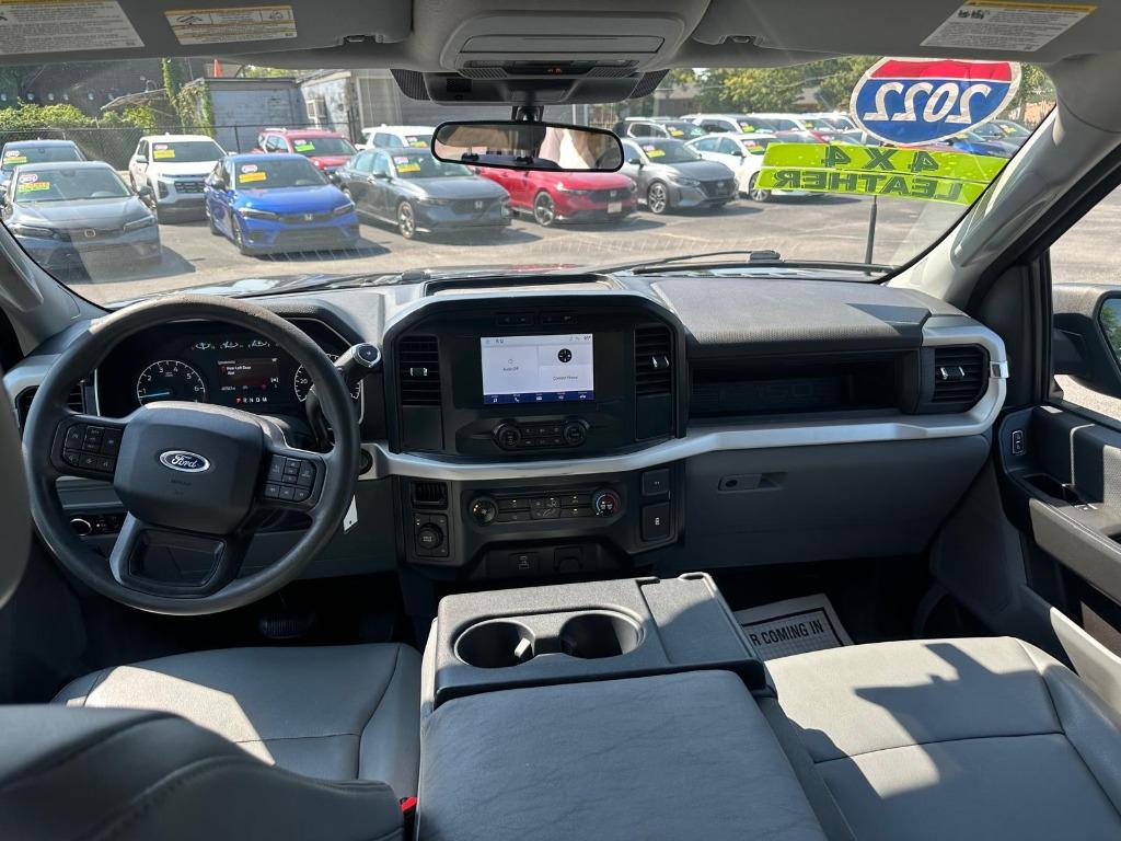 2022 Ford F-150 - $29,900