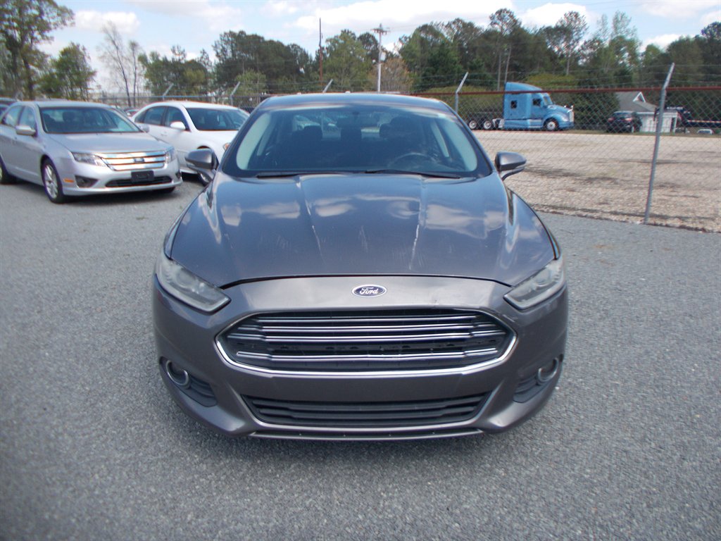 2013 Ford Fusion SE photo
