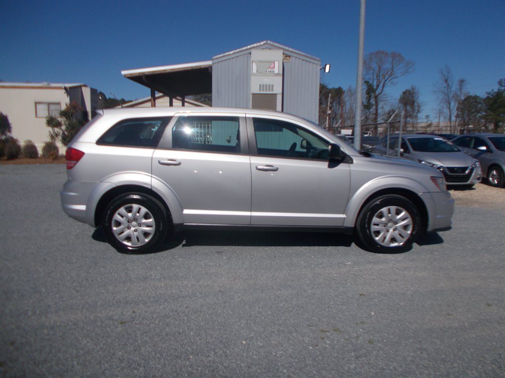 2013 Dodge Journey SE photo