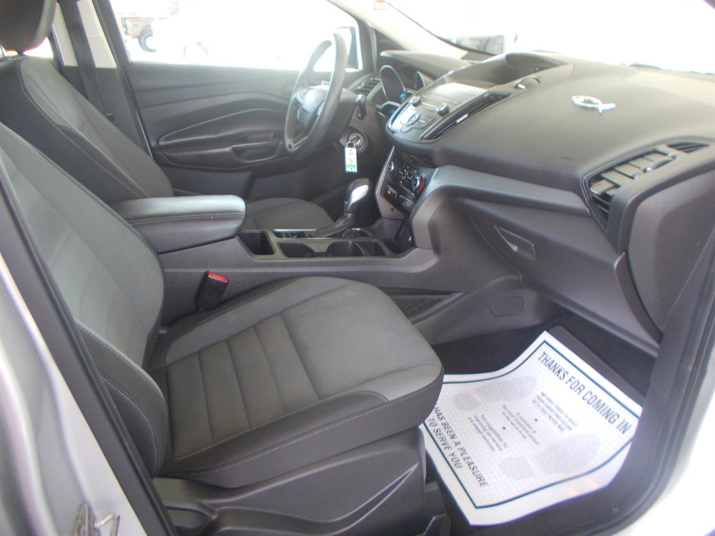 2019 Ford Escape - $11,000