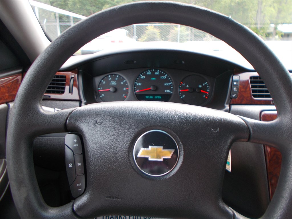 2011 Chevrolet Impala LS Fleet photo