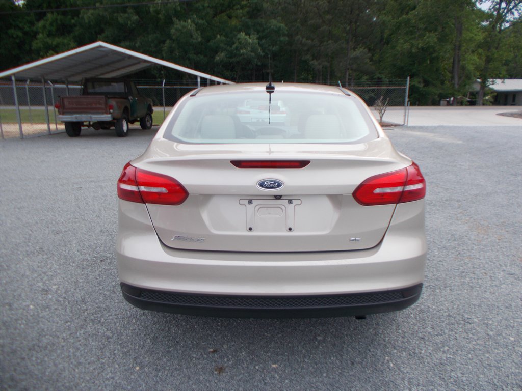 2017 Ford Focus - $10,500