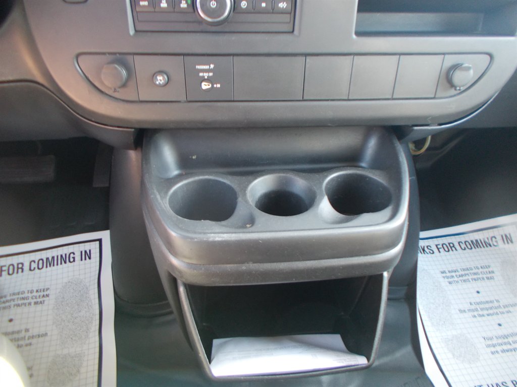 2011 GMC Savana 2500 2500 photo