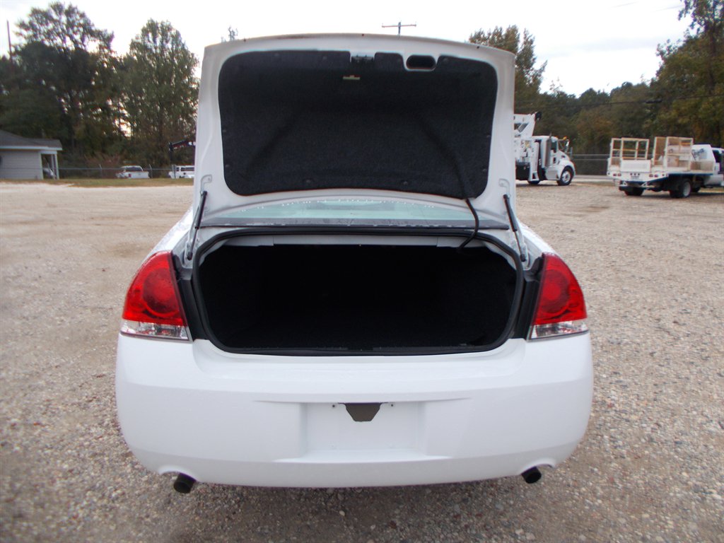 2014 Chevrolet Impala - $9,500