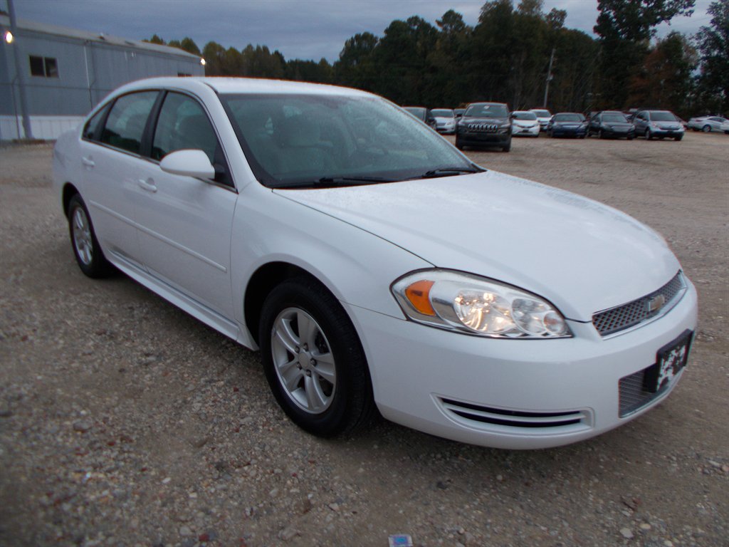 2014 Chevrolet Impala - $9,500