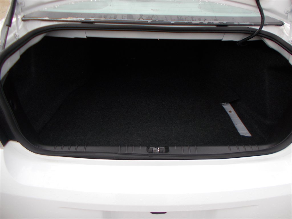 2014 Chevrolet Impala - $9,500