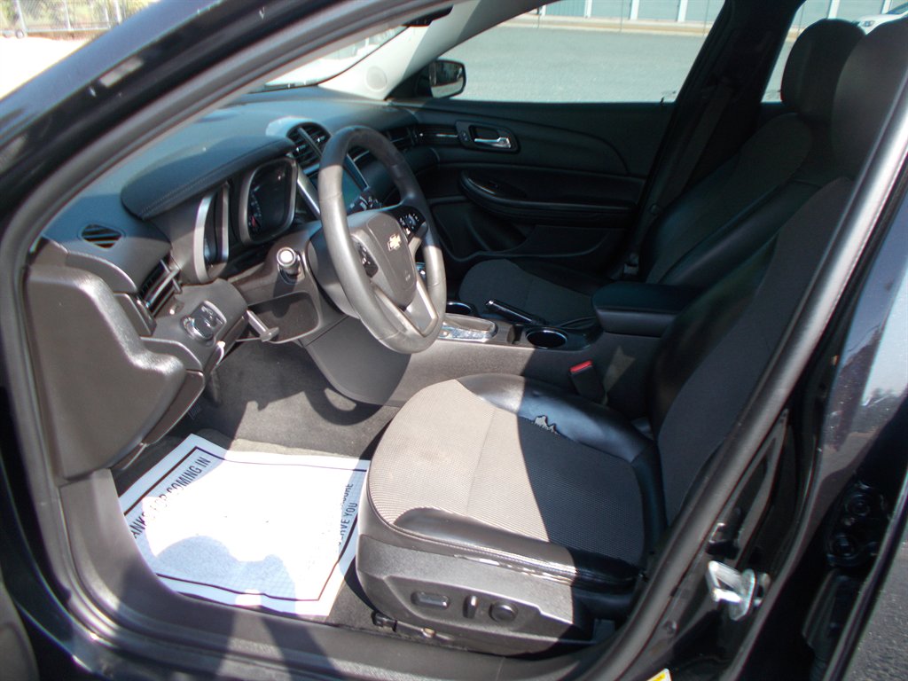 2014 Chevrolet Malibu - $11,500
