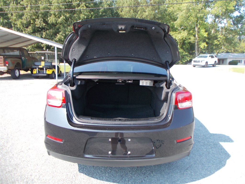 2014 Chevrolet Malibu - $11,500