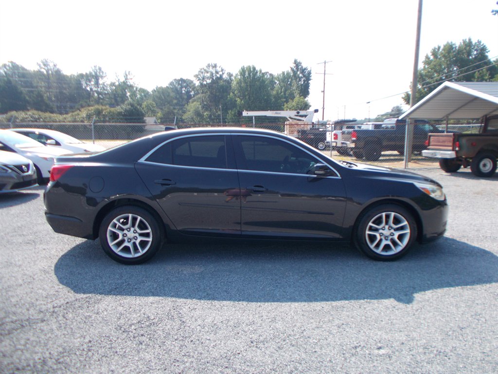 2014 Chevrolet Malibu - $11,500