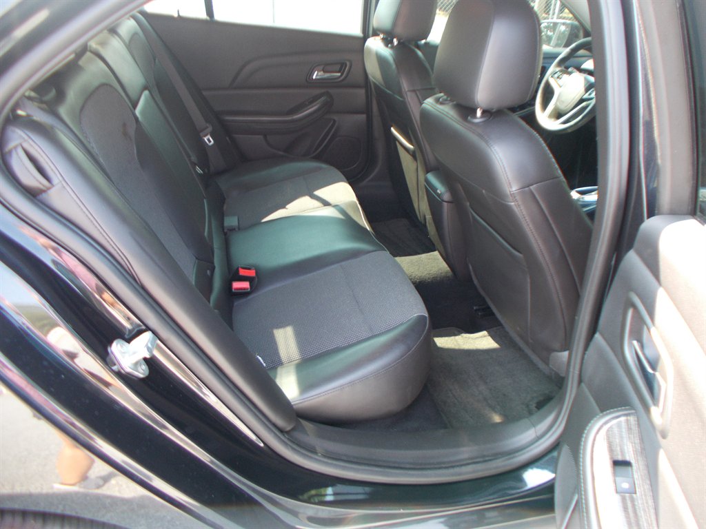 2014 Chevrolet Malibu - $11,500