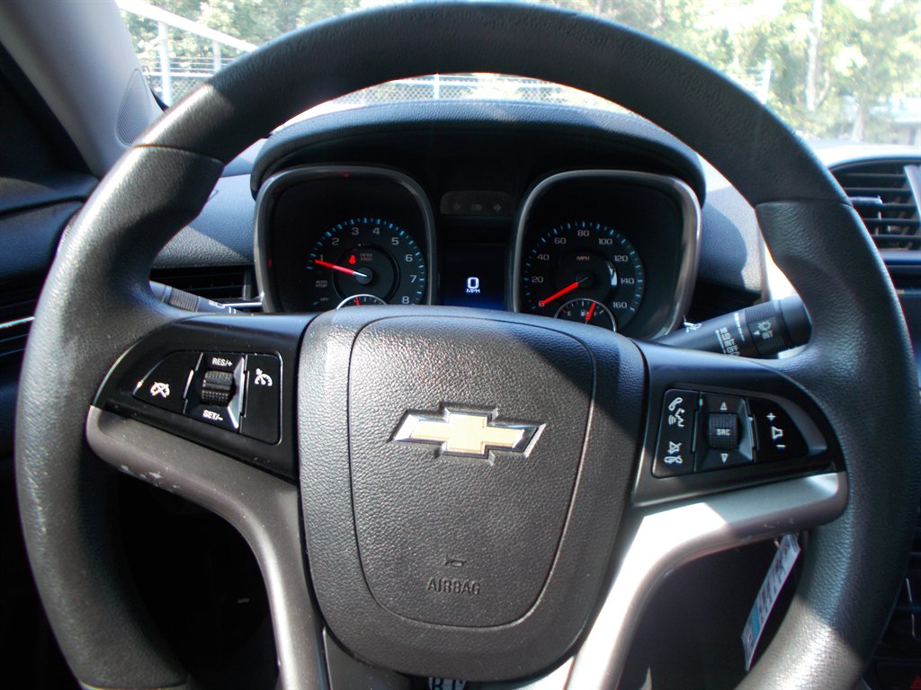 2014 Chevrolet Malibu - $11,500