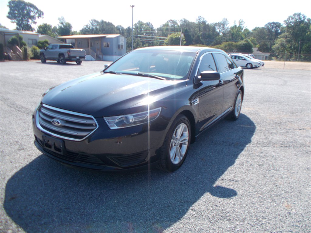 2015 Ford Taurus - $13,000