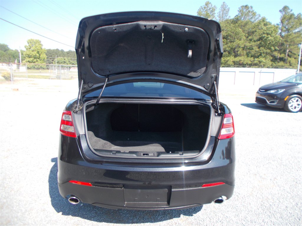 2015 Ford Taurus - $13,000