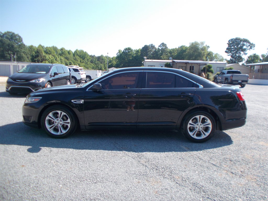 2015 Ford Taurus - $13,000