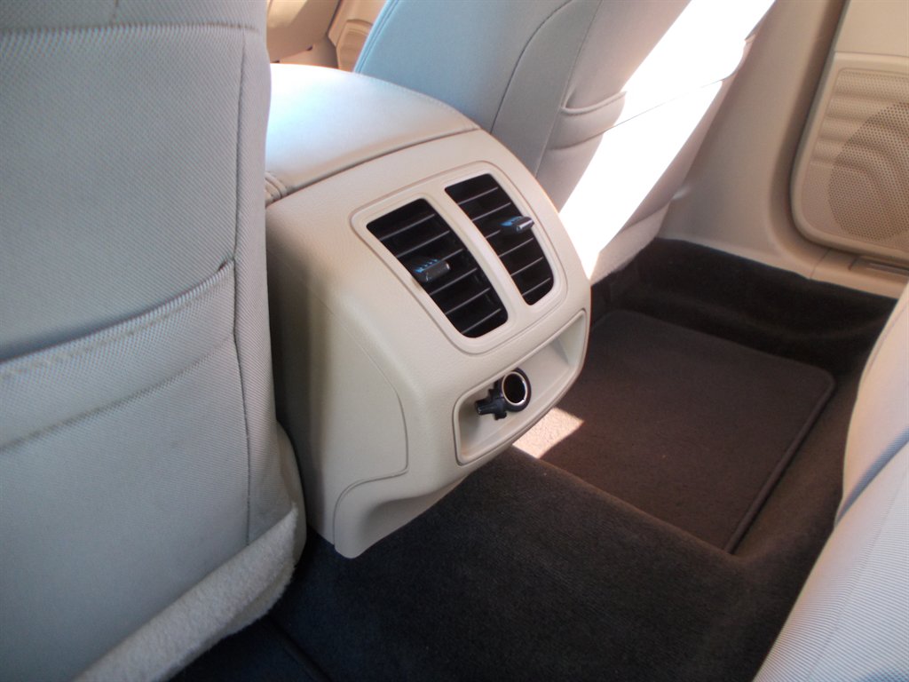 2015 Ford Taurus - $13,000