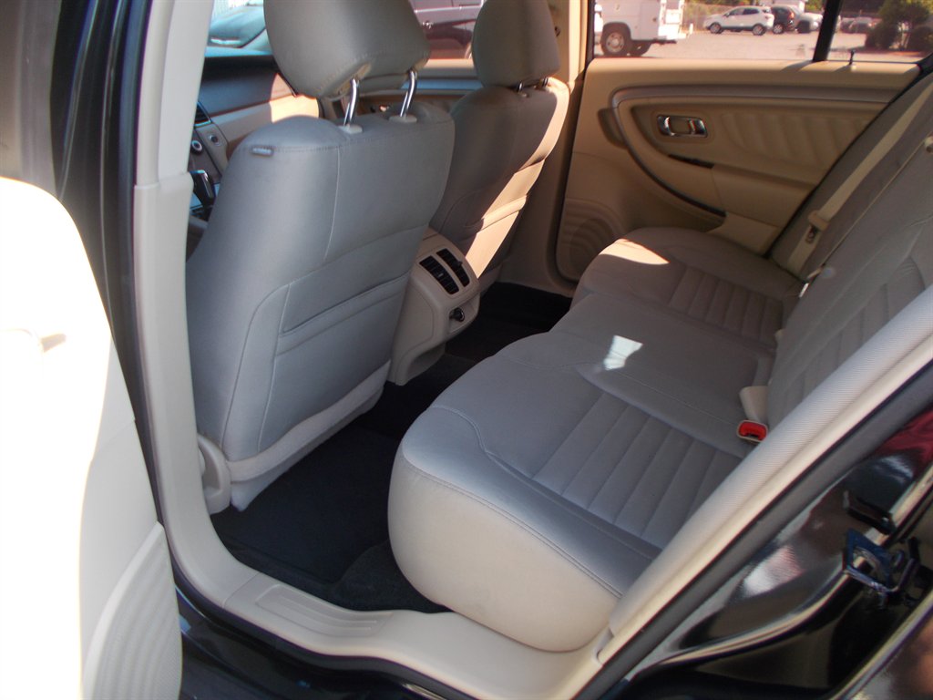 2015 Ford Taurus - $13,000