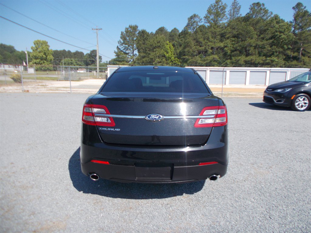 2015 Ford Taurus - $13,000