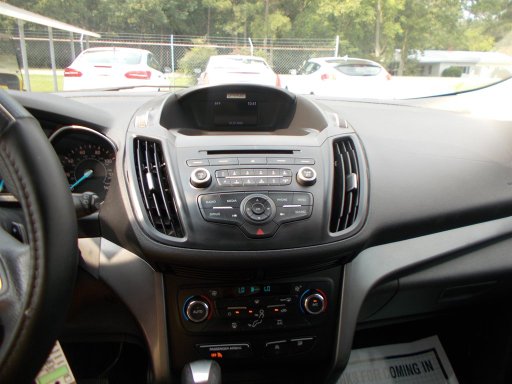 2017 Ford Escape - $10,500