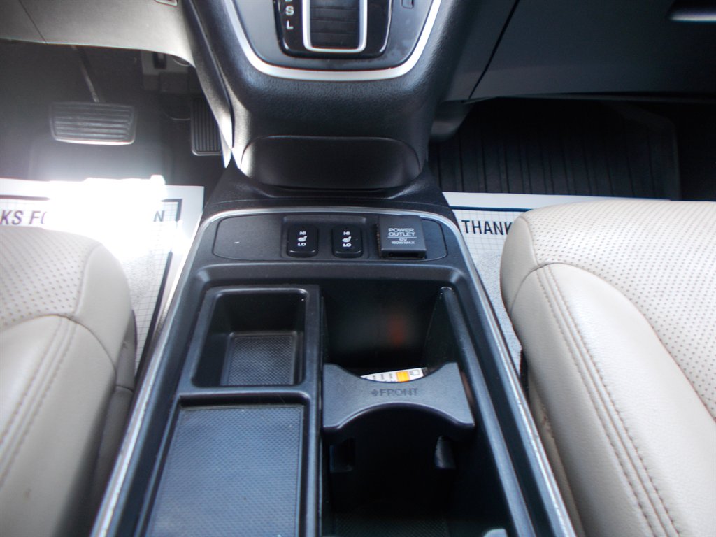 2016 Honda CR-V - $14,000