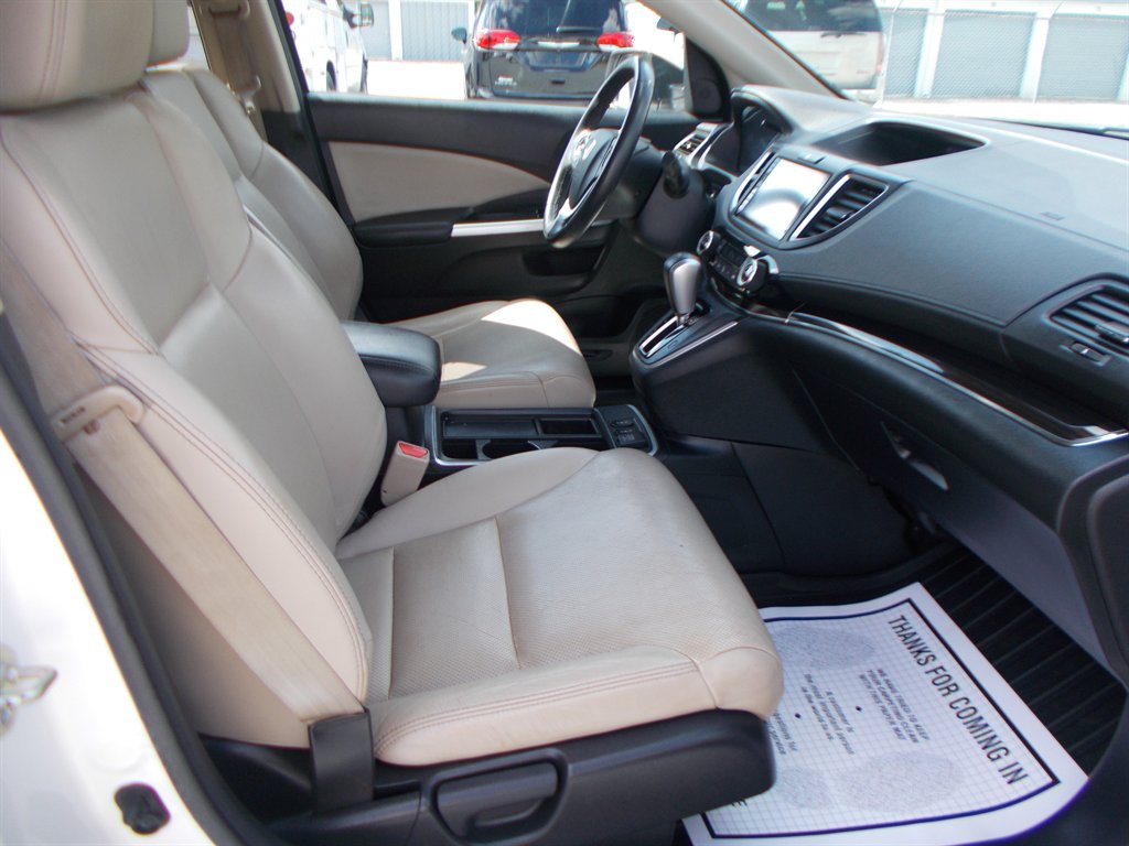 2016 Honda CR-V - $14,000