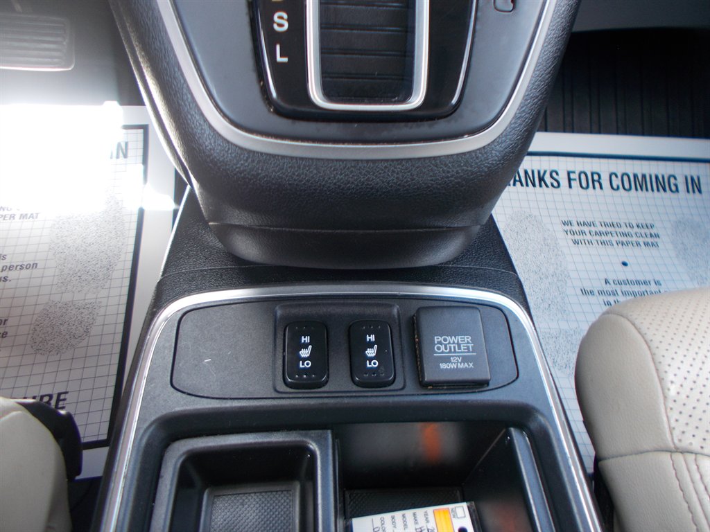 2016 Honda CR-V - $14,000