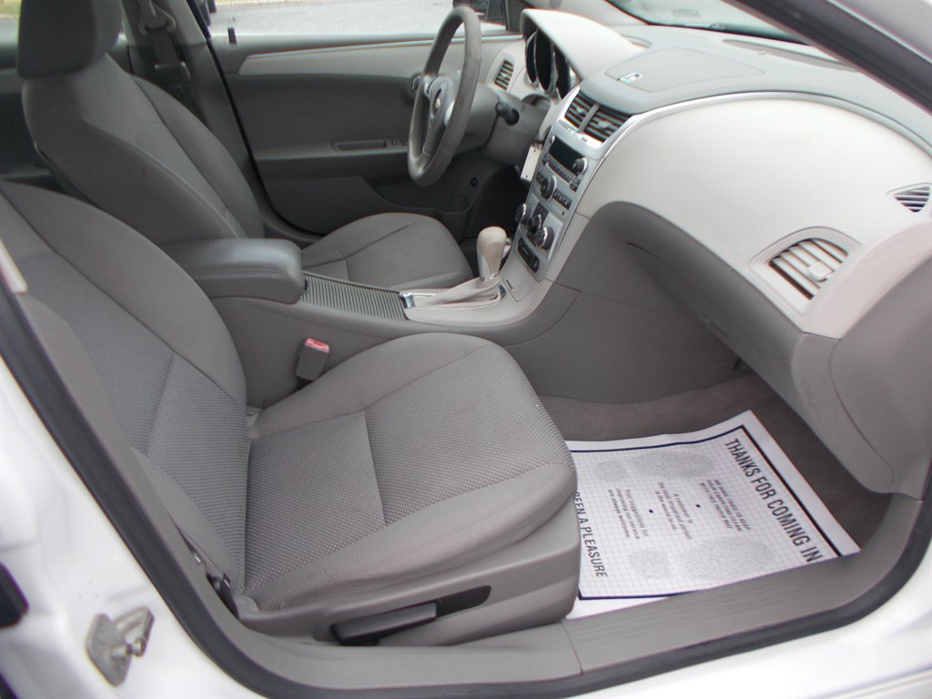 2012 Chevrolet Malibu - $10,500