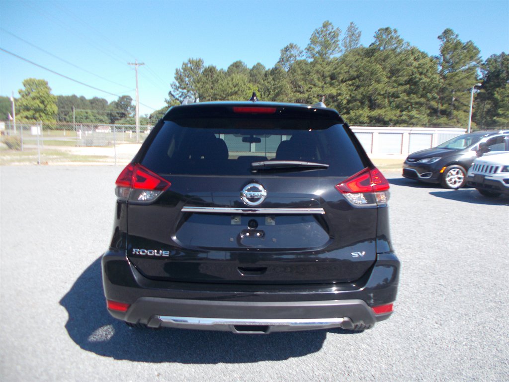 2018 Nissan Rogue - $14,000