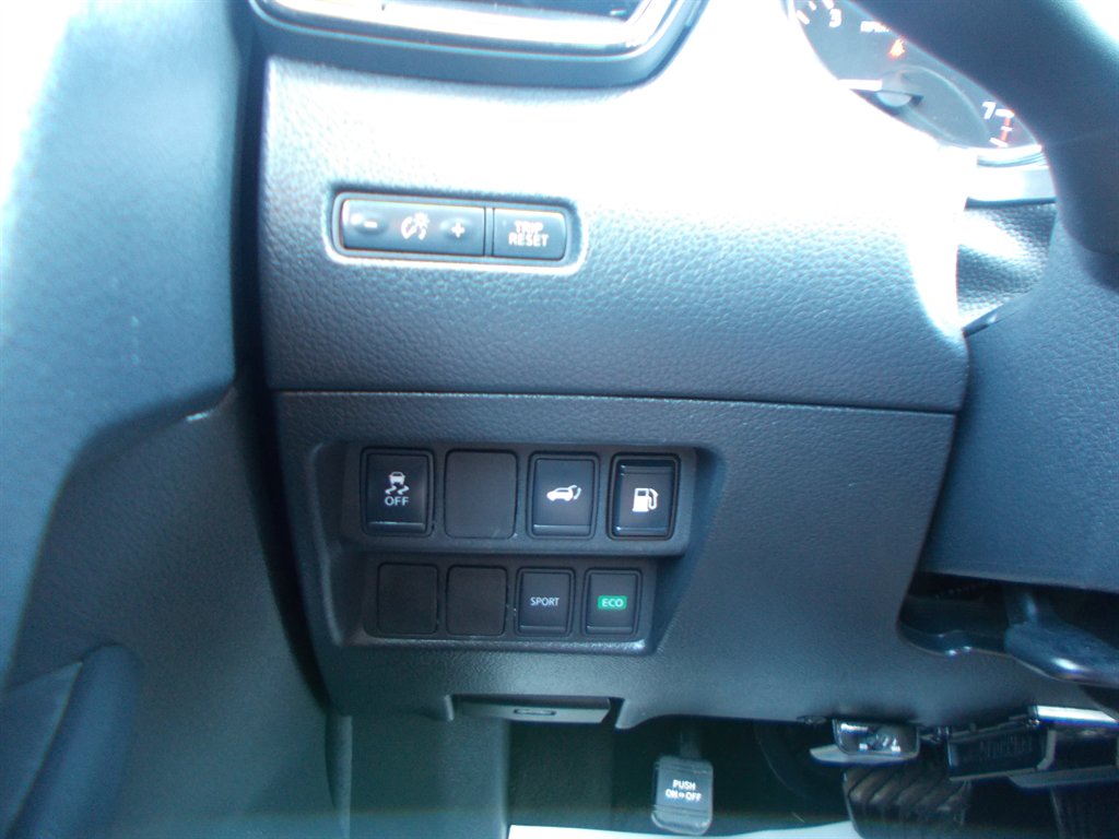 2018 Nissan Rogue - $14,000