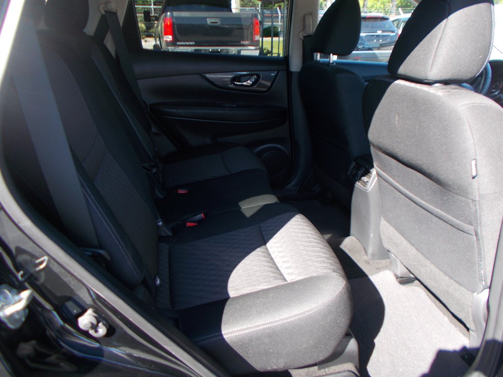 2018 Nissan Rogue - $14,000