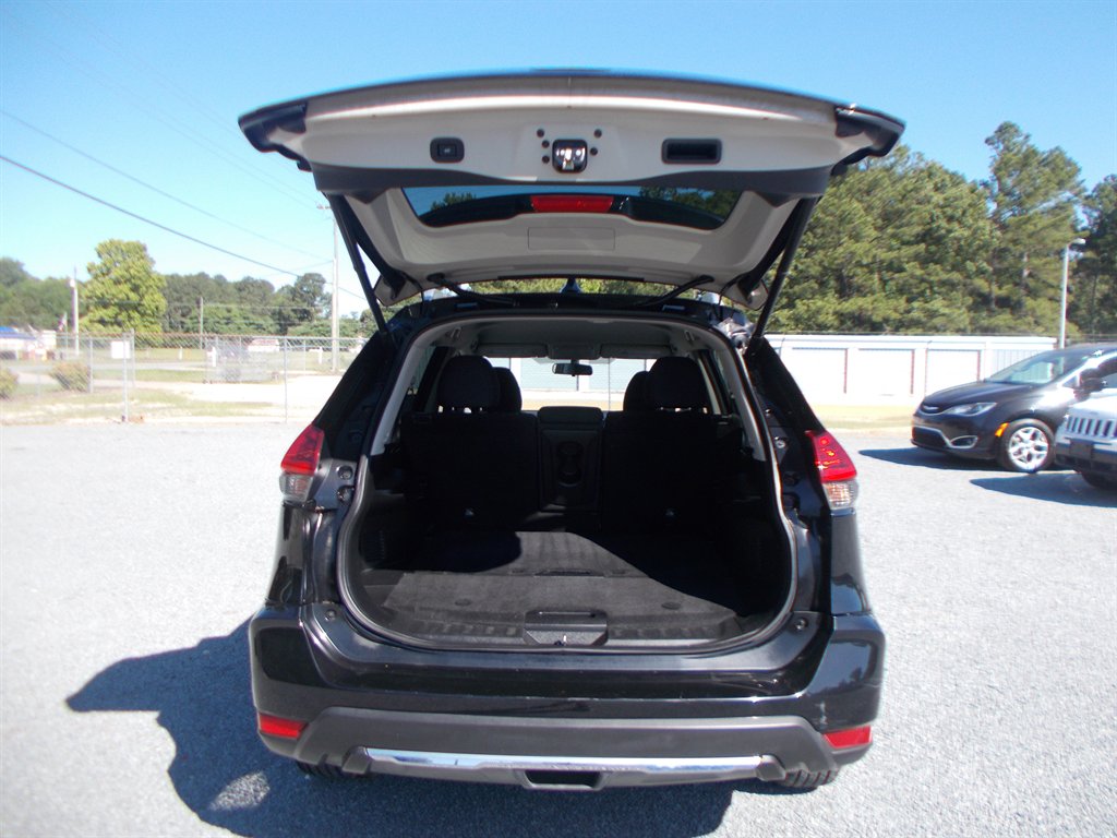 2018 Nissan Rogue - $14,000