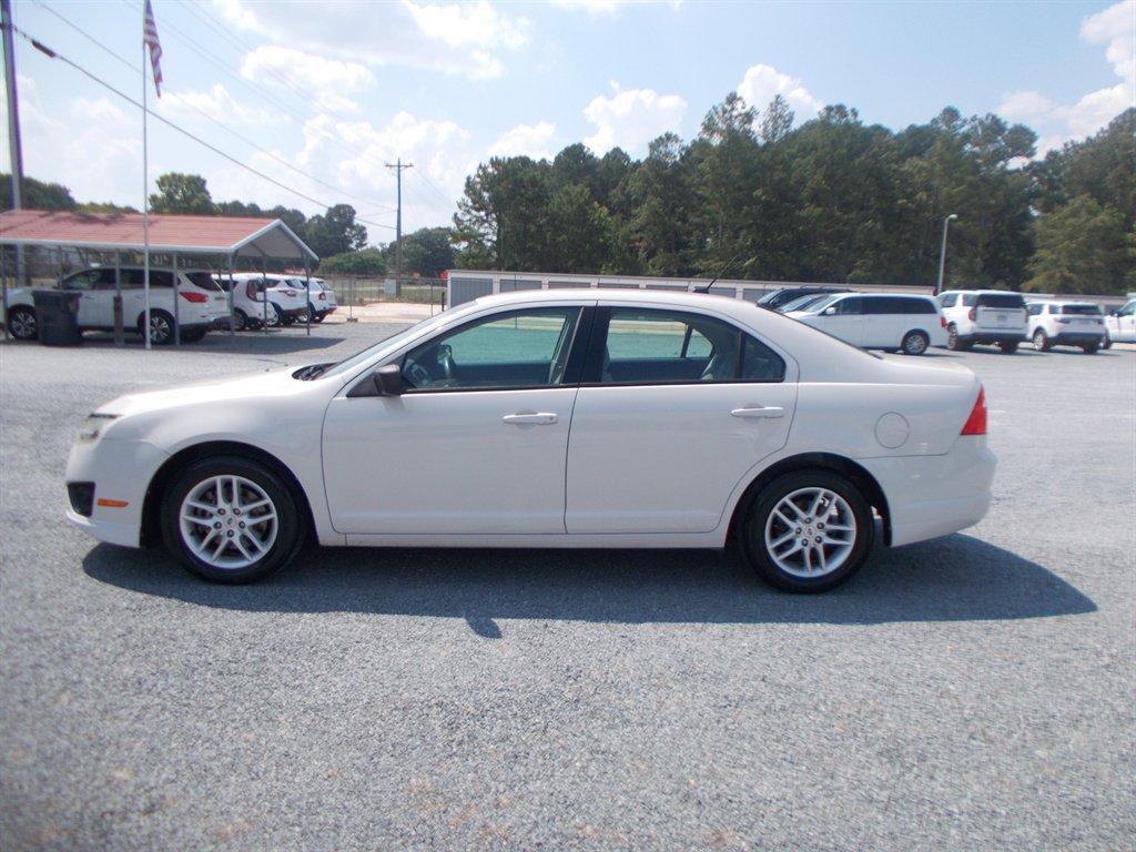 2012 Ford Fusion - $10,000