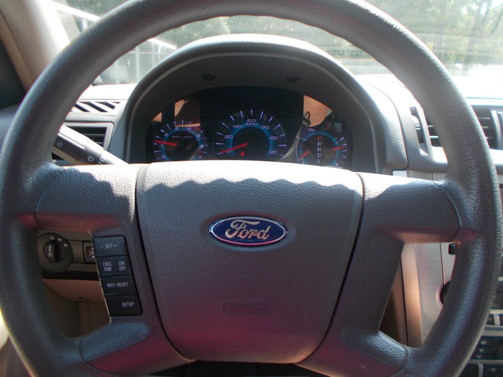 2012 Ford Fusion - $10,000