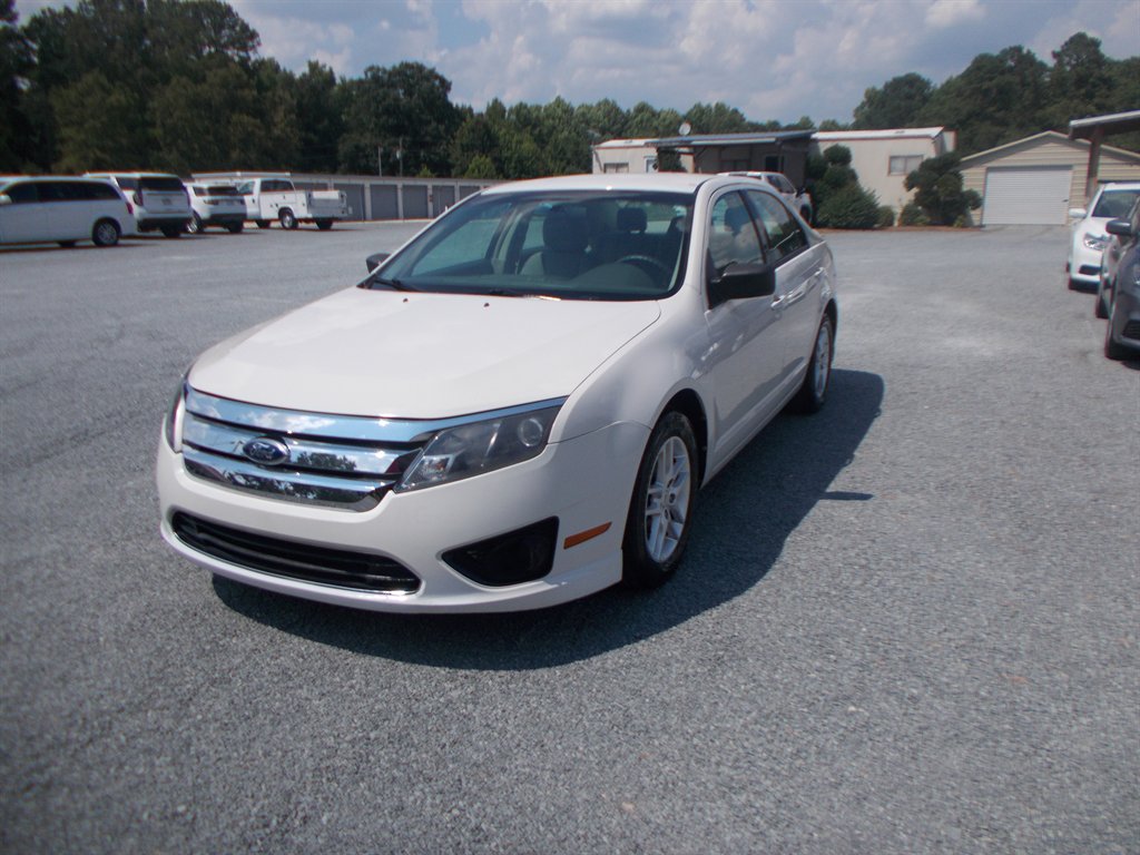 2012 Ford Fusion - $10,000