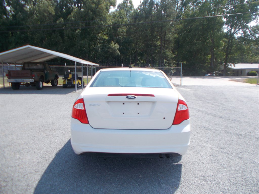 2012 Ford Fusion - $10,000