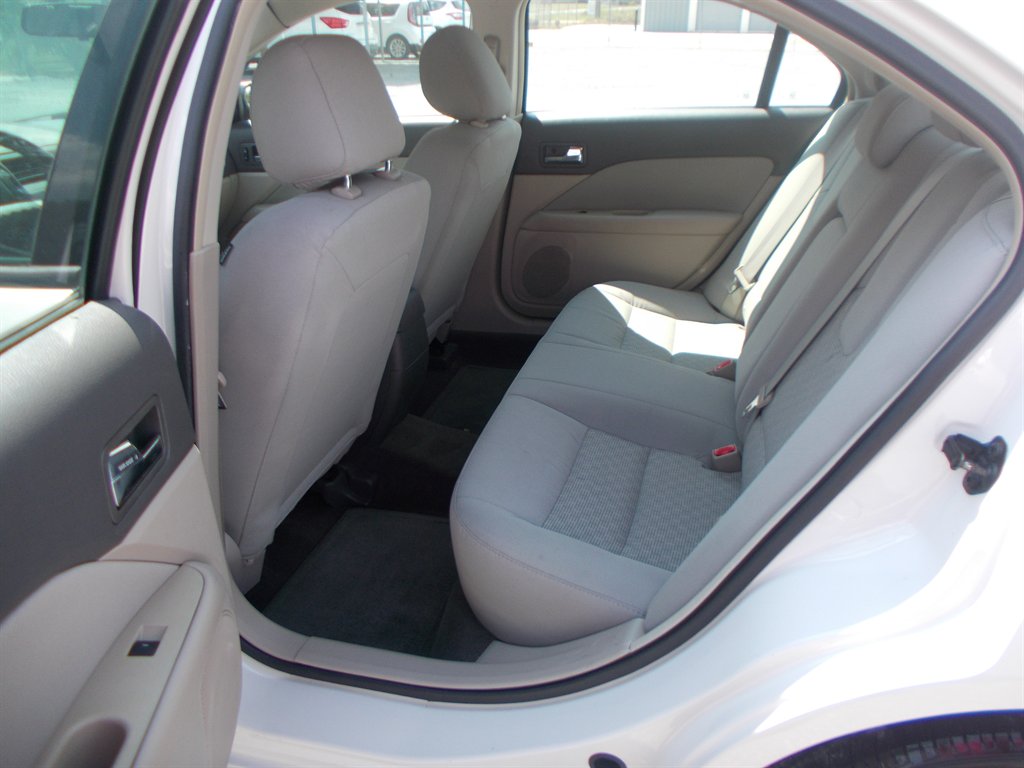 2012 Ford Fusion - $10,000