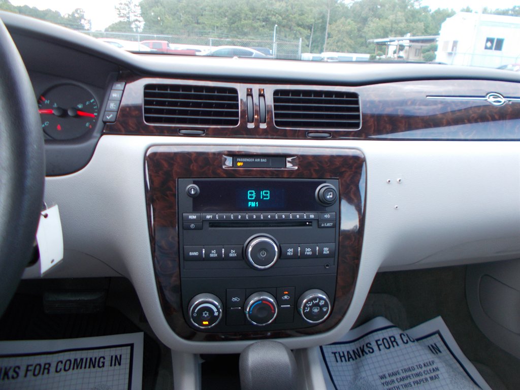 2014 Chevrolet Impala - $9,500