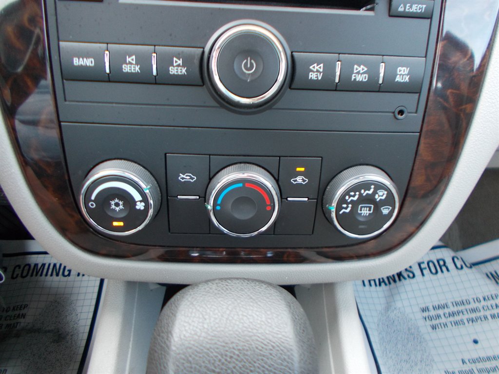 2014 Chevrolet Impala - $9,500