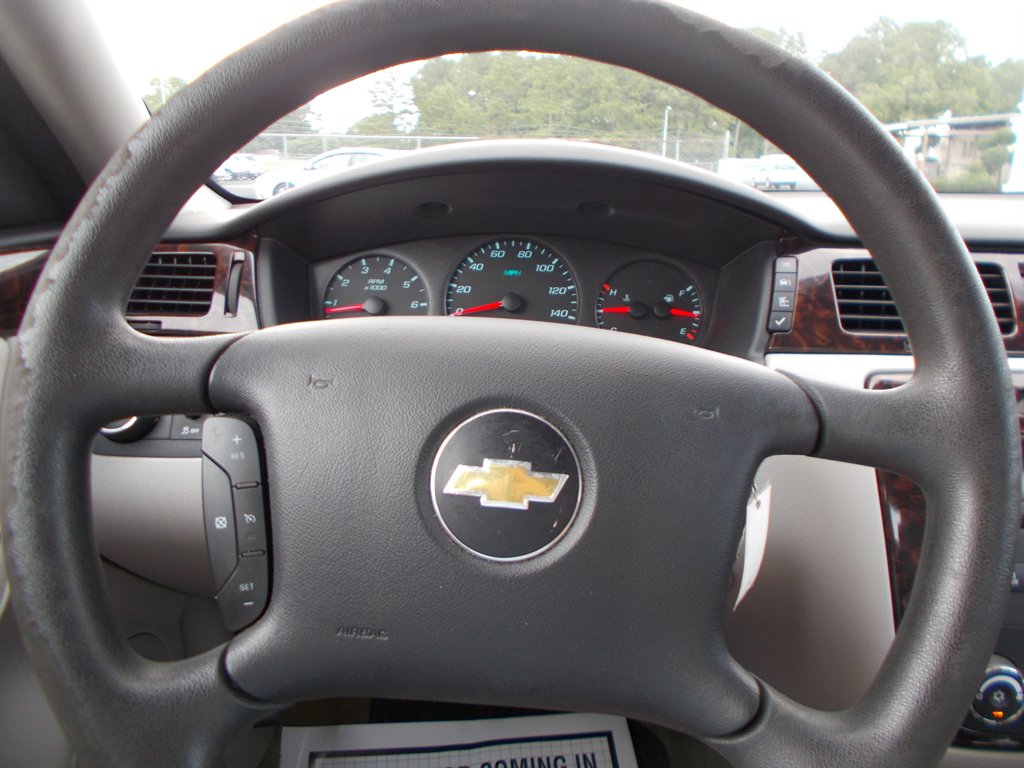 2014 Chevrolet Impala - $9,500