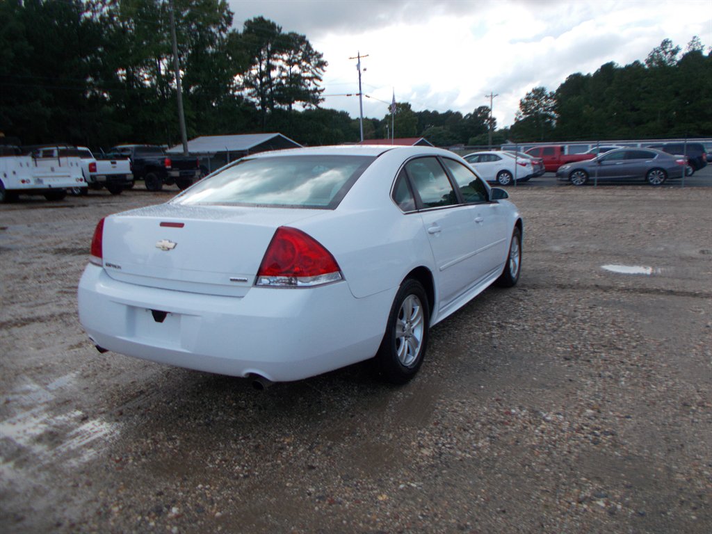 2014 Chevrolet Impala - $9,500