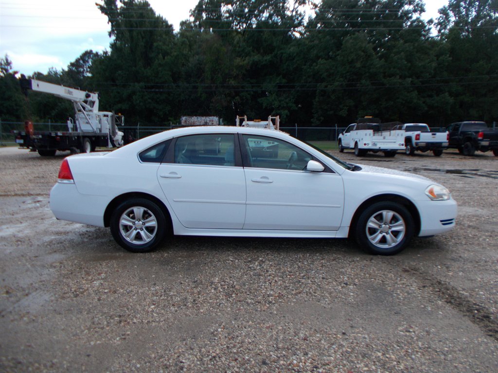2014 Chevrolet Impala - $9,500